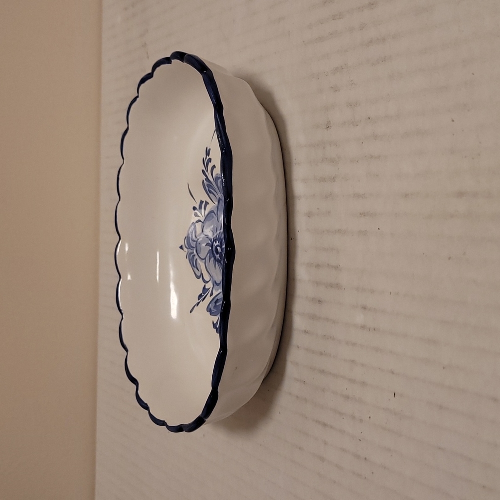 Vintage Trinket / Soap Blue Floral Dish - Picture 3 of 16